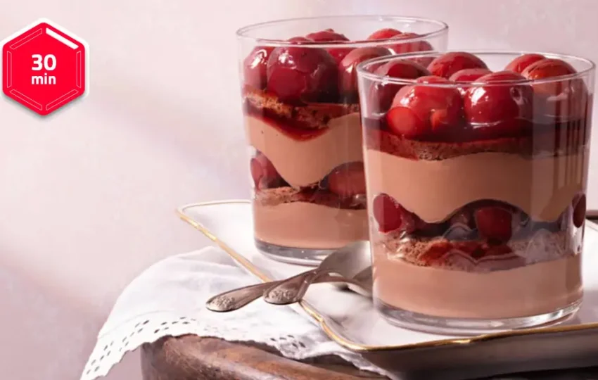 Črni gozdiček v kozarcih